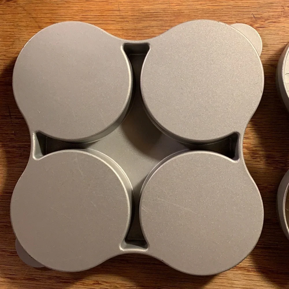 Williams-Sonoma mini 4 burgers/sliders press EUC